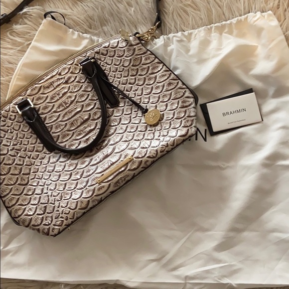 COPY - Brahmin Purse - Picture 1 of 4